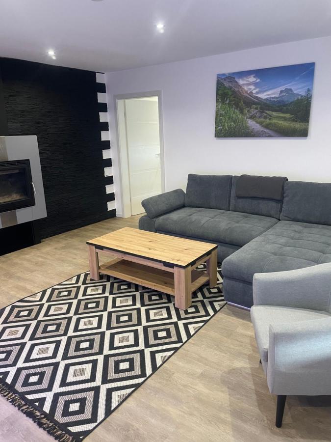 Superbe Appartement Au Rdc Avec Cheminee Villerupt 外观 照片